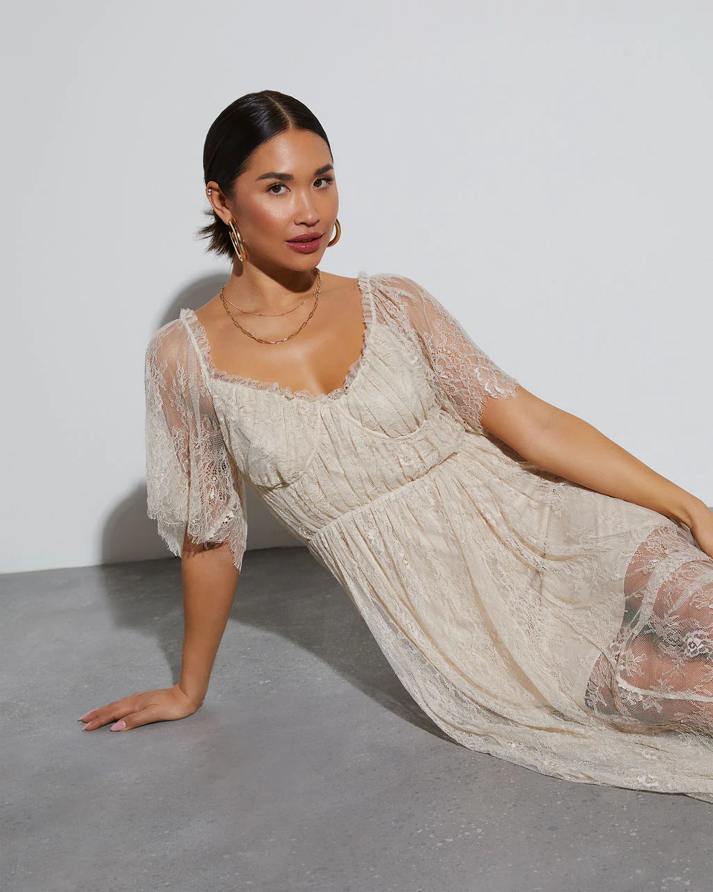 Iconic Entrance Lace Maxi Dress